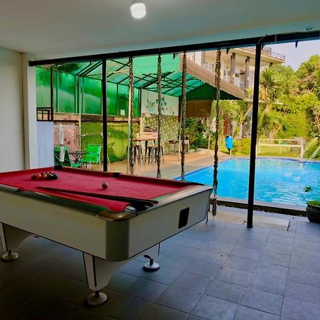 Avilla Puncak Exterior photo